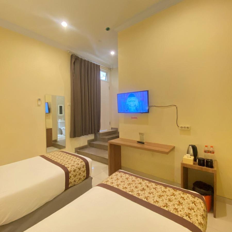 Riverstone Hotel & Cottage Batu  Kültér fotó