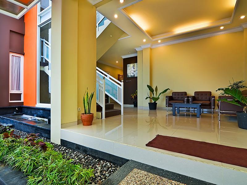 Riverstone Hotel & Cottage Batu  Kültér fotó