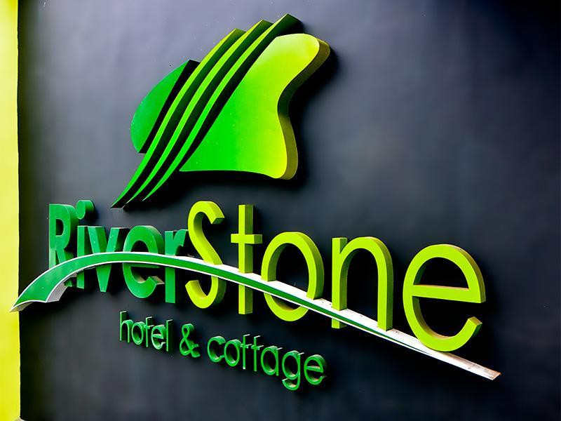 Riverstone Hotel & Cottage Batu  Kültér fotó